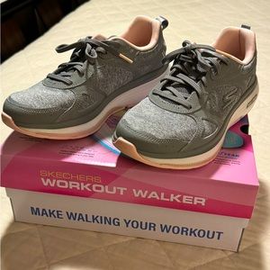 Women’s Skechers Workout Walker Shoes - Size 7